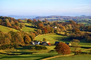 Bigstockphoto_Rolling_English_Countryside_In_4062231
